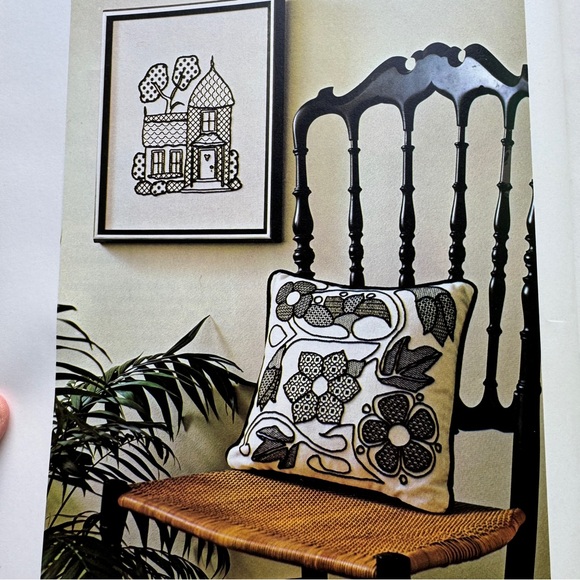 Vintage Book Creative Crafts and Stitchery How To Guide for Handcrafts - Picture 3 of 6